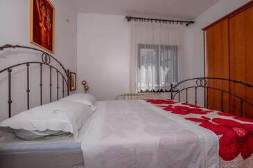 Apartmány s parkovištěm Novi Vinodolski - 22846