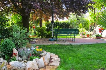 Namestitev Hrvaška - apartmaji, hiše in sobe Apartmaji s parkingom Poreč - 2285 Adriatic.hr