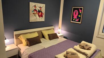 Ferienwohnungen am Meer Tisno, Murter - 22850