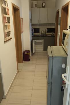 Ferienwohnungen am Meer Tisno, Murter - 22850