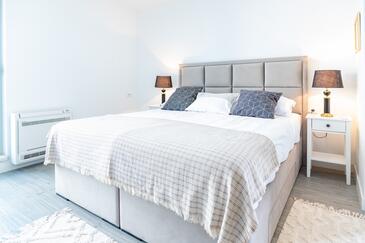 Ferienhaus mit Parkplatz Split - 22855