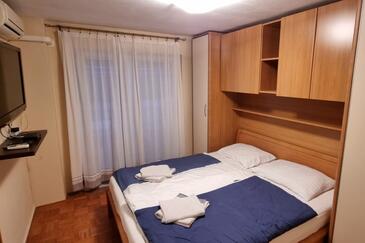 Apartmanok parkolóhellyel Novalja, Pag - 22860