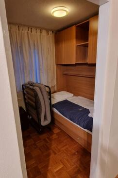 Apartmanok parkolóhellyel Novalja, Pag - 22860