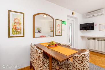 Апартаменты с парковкой Ровинь - Rovinj - 2288
