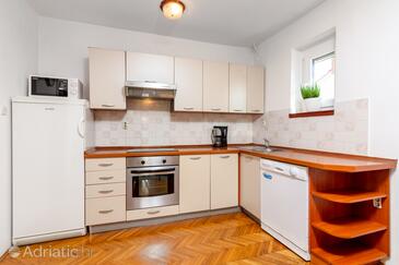 Апартаменты с парковкой Ровинь - Rovinj - 2288