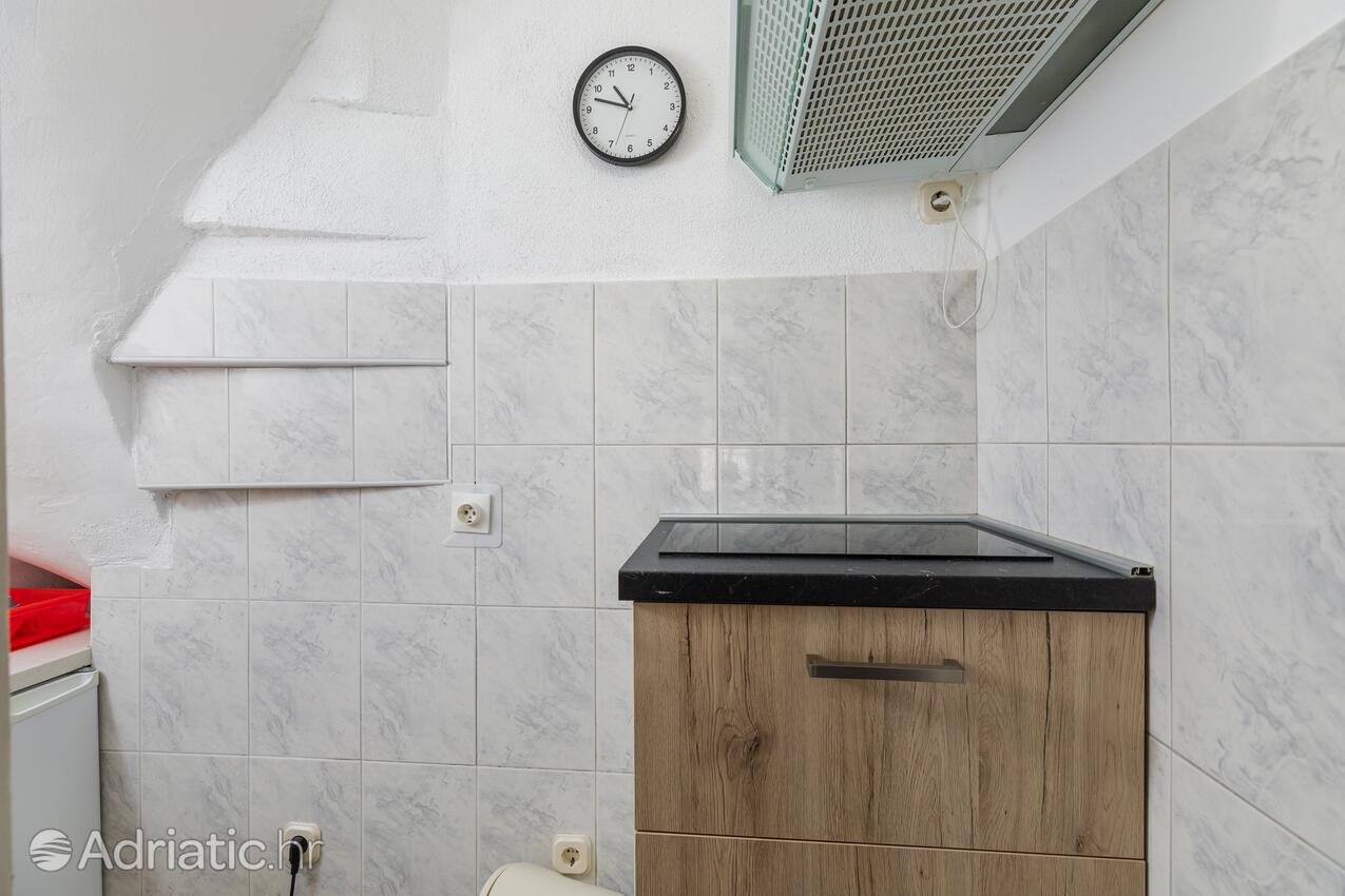 Ferienwohnungen mit Pool für Familien Brela, Makarska - 22910