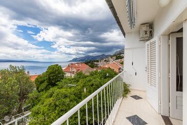 Family-friendly apartments with swimming pool Brela, Makarska - 22910