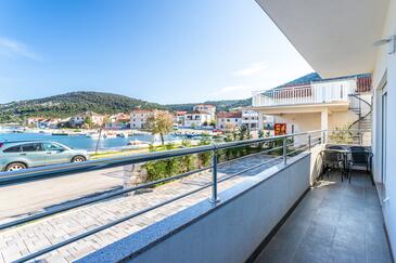 Familie appartement aan zee Vinisce, Trogir - 22920