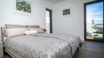 Appartamenti accanto al mare con piscina Seget Donji, Traù - Trogir - 22929