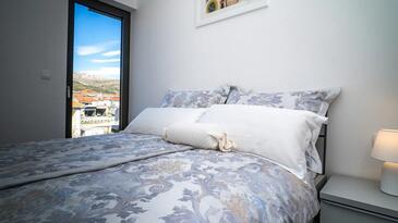 Appartamenti accanto al mare con piscina Seget Donji, Traù - Trogir - 22929