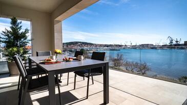 Appartamenti accanto al mare con piscina Seget Donji, Traù - Trogir - 22929