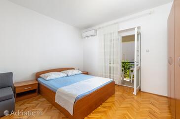 Ferienwohnungen mit Parkplatz Tucepi, Makarska - 22936