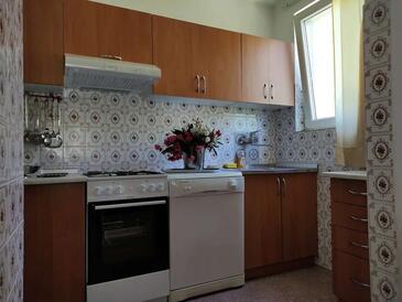 Ferienwohnungen mit Parkplatz Mali Losinj, Losinj - 22940