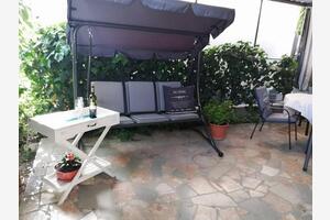 Dvoupokojový apartmán Kaštel Lukšić, Kaštela (A-22941-a)