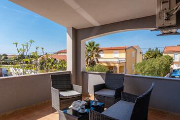 Apartmány s parkovištěm Vir - 22948 Adriatic.hr