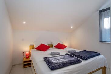 Ferienwohnungen mit Parkplatz Mali Losinj, Losinj - 22952