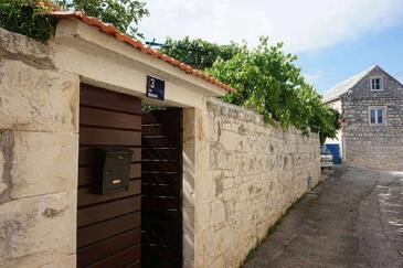 Apartmaji z internetom Selca, Brač - 22969 Adriatic.hr