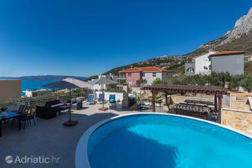 Apartmaji z bazenom za družine z otroci Makarska - 22975 Adriatic.hr