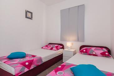 Apartmanok a tenger mellett Mastrinka, Ciovo - 22976
