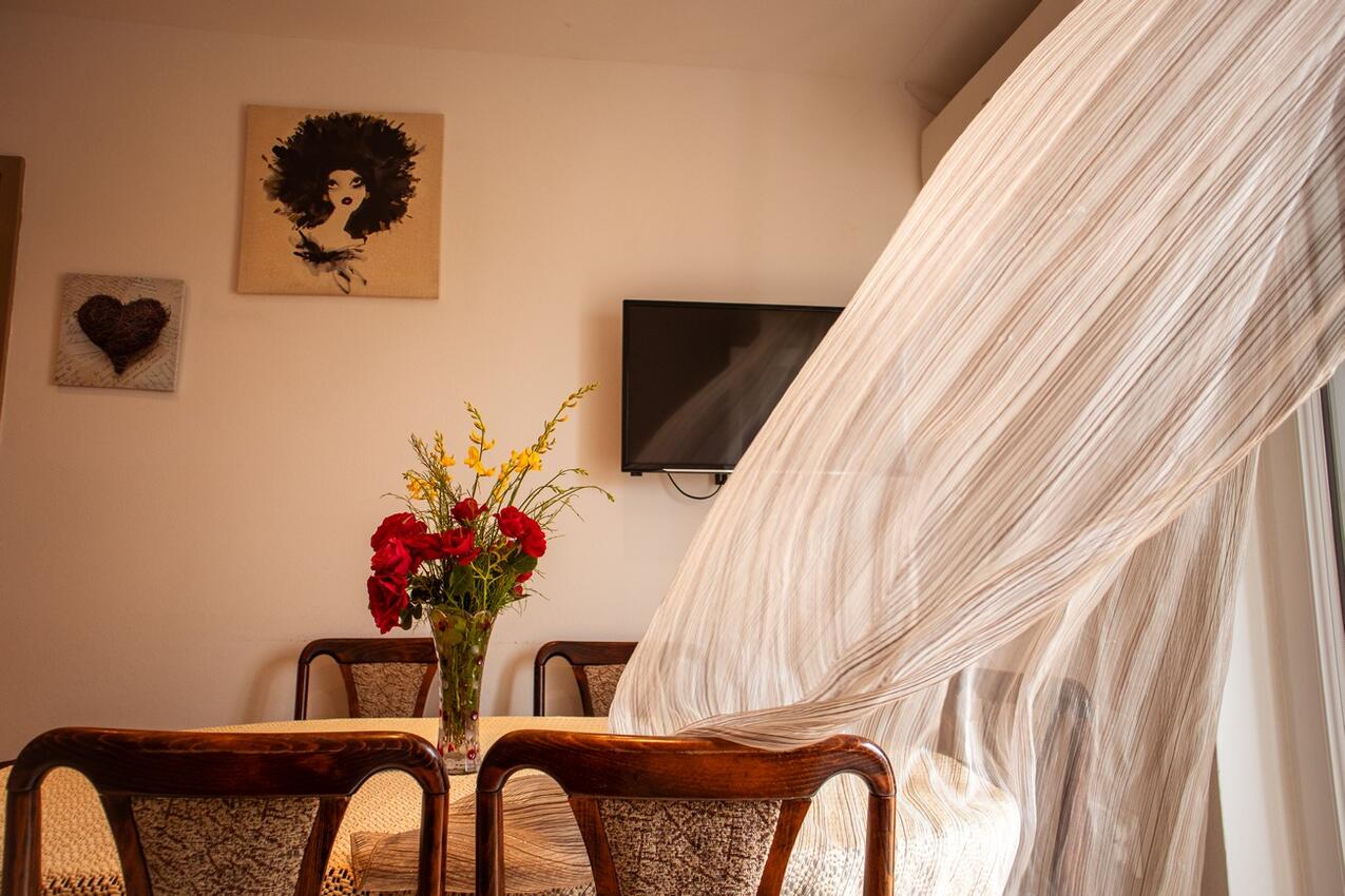 A-22978-a - Private accommodation - Apartments with a swimming pool Lopar, Rab