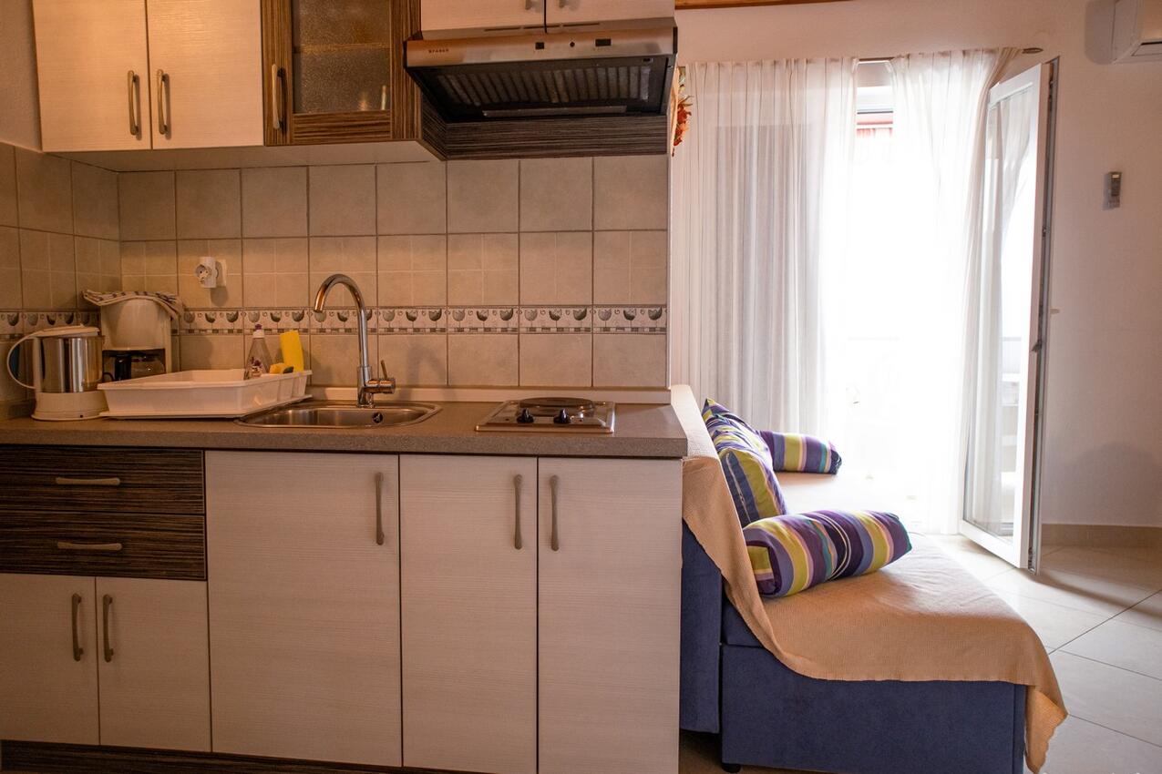A-22978-a - Private accommodation - Apartments with a swimming pool Lopar, Rab