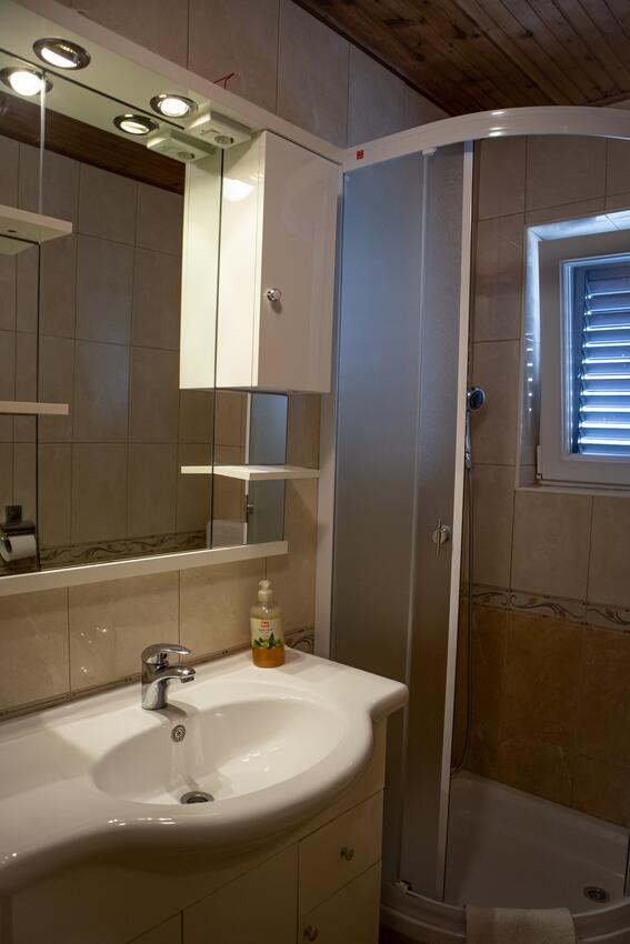 A-22978-b - Private accommodation - Apartments with a swimming pool Lopar, Rab