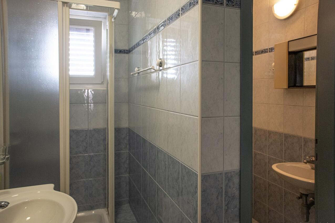 A-22978-c - Private accommodation - Apartments with a swimming pool Lopar, Rab