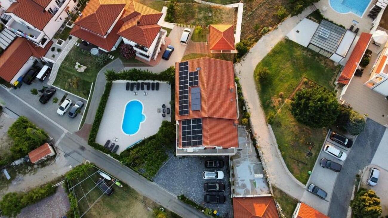 Property - Apartments with a swimming pool Lopar, Rab