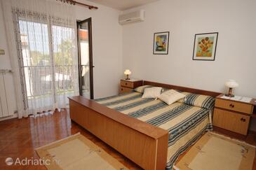 Апартаменти з паркуванням Ровінь - Rovinj - 2298