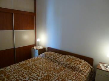 Apartmaji s parkingom Omišalj, Krk - 22981