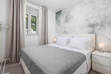 Family-friendly apartments with swimming pool Selce, Crikvenica - 22985