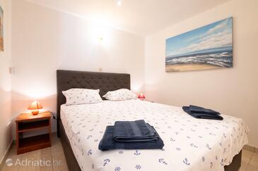 Appartamenti con piscina Cittavecchia di Lesina - Stari Grad, Lesina - Hvar - 22986