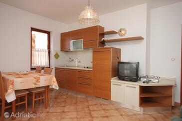 Apartments with parking space Premantura, Medulin - 2299