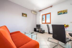 2-Zimmer-Ferienwohnung Drenje 2-Zimmer-Ferienwohnung Drenje, Labin (A-22999-b)