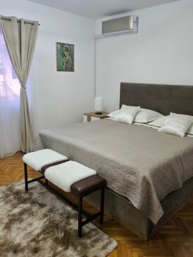 Ferienwohnungen mit Parkplatz Okrug Gornji, Ciovo - 23007