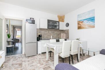 Apartmány s parkovištěm Okrug Gornji, Čiovo - 23007