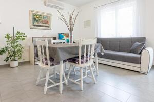 Dvoupokojový apartmán Makarská - Makarska (A-23010-a(