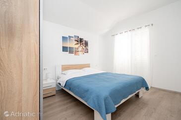 Апартаменти з паркуванням Задар - Zadar - 23015