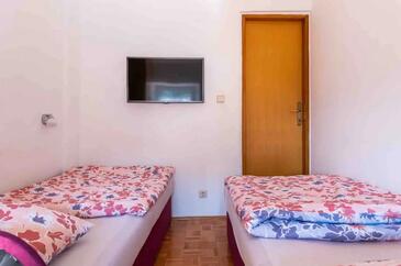 Apartments with terrace Cavtat, South Dalmatia