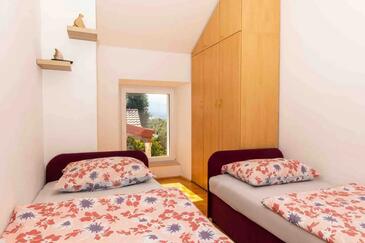 Apartments with terrace Cavtat, South Dalmatia