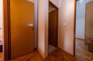 Apartments with terrace Cavtat, South Dalmatia