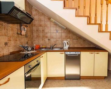 Apartments with terrace Cavtat, South Dalmatia
