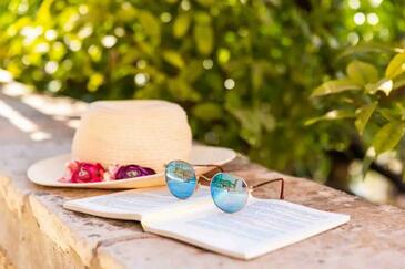 Apartments with terrace Cavtat, South Dalmatia