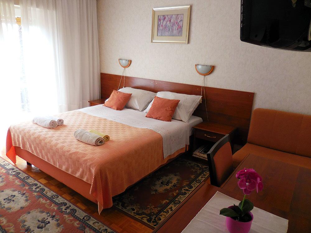 Camere con parcheggio privato Laurana - Lovran, Abbazia - Opatija - 2302