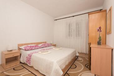 Apartmány s parkoviskom Makarská - Makarska - 23020