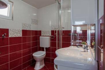 Apartments with terrace Vir, North Dalmatia