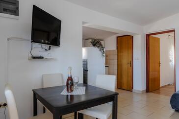 Apartments with terrace Vir, North Dalmatia
