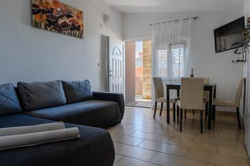 Apartments with terrace Vir, North Dalmatia