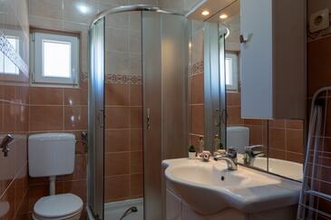 Apartments with terrace Vir, North Dalmatia