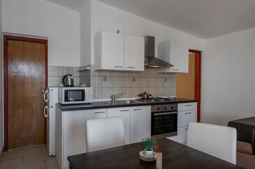 Apartments with terrace Vir, North Dalmatia